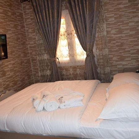 Ghazalle Oasis Hotel Gb El Biar Exteriör bild