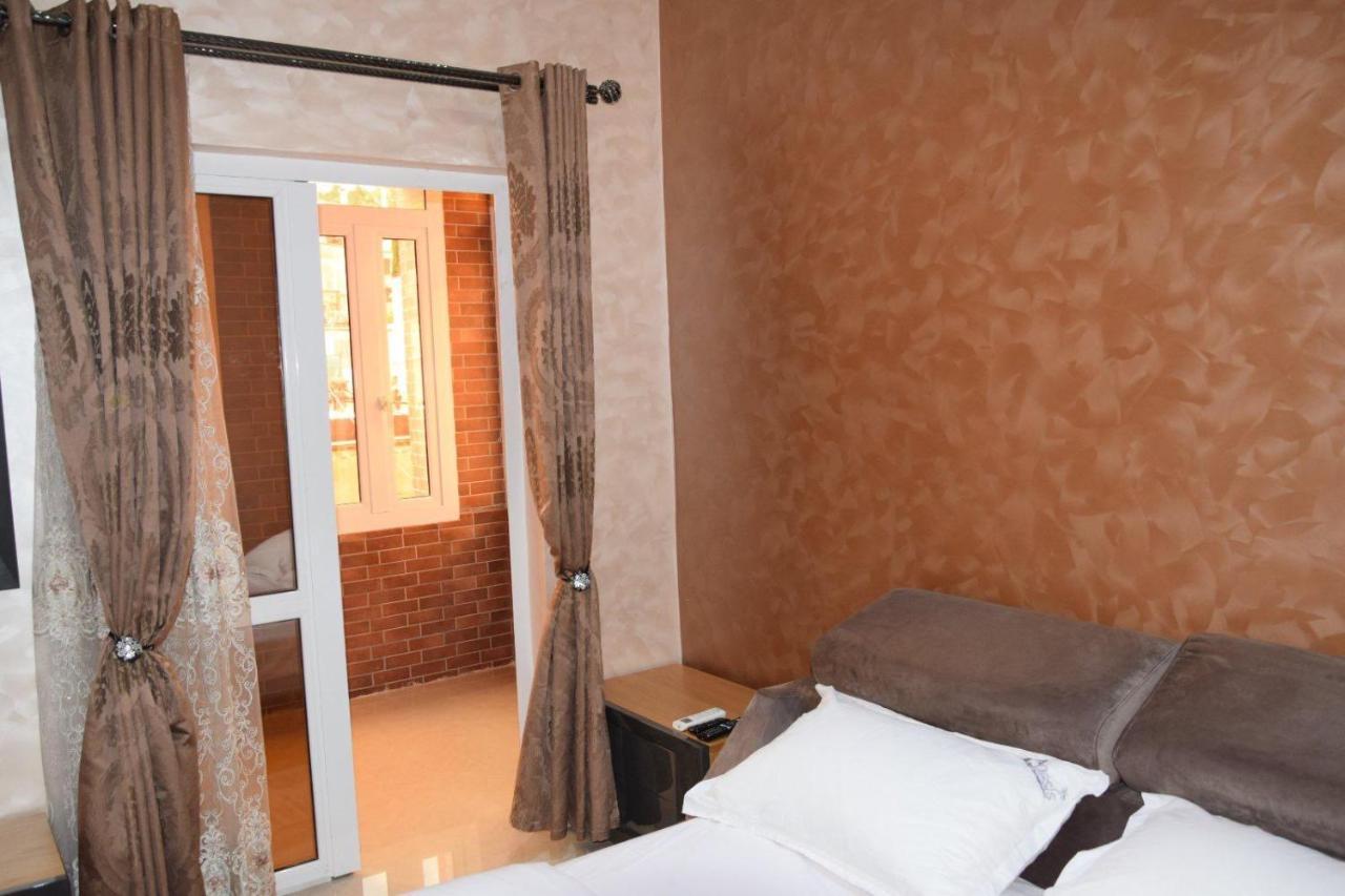 Ghazalle Oasis Hotel Gb El Biar Exteriör bild