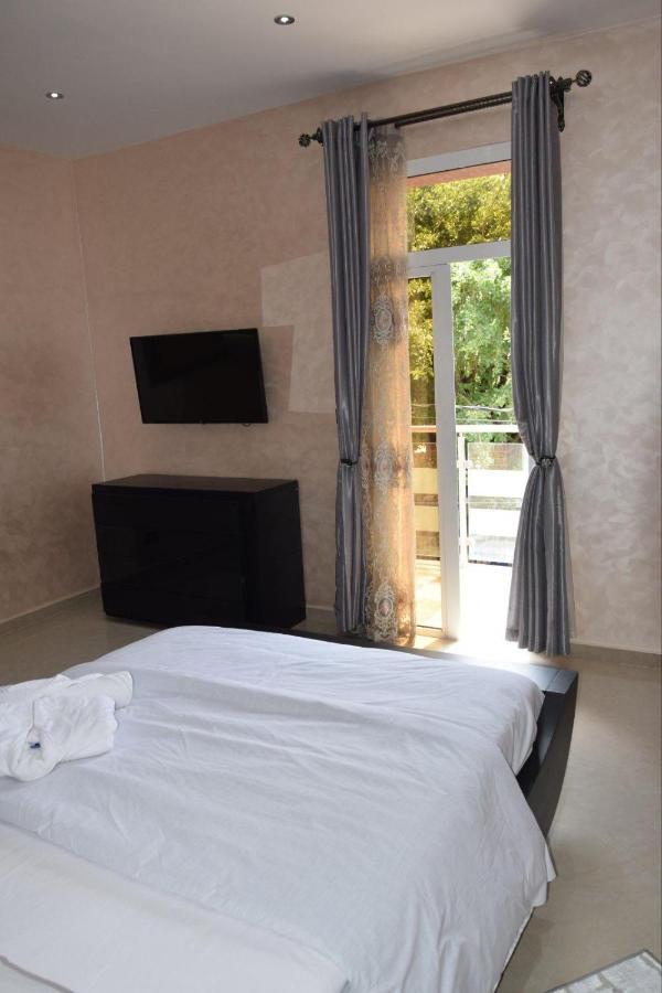 Ghazalle Oasis Hotel Gb El Biar Exteriör bild